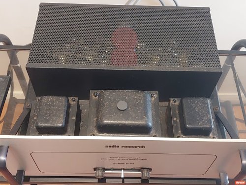Audio Research D70 Power Amplifier