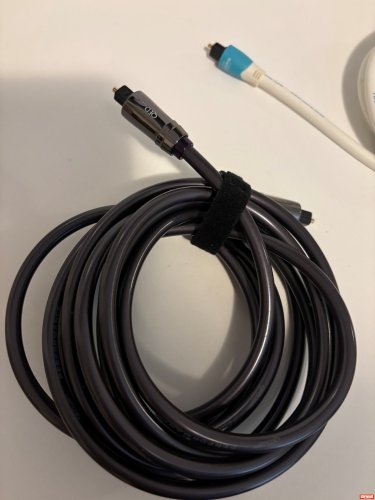 QED Performance Optical Cable