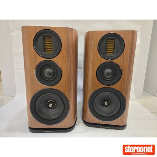 Wharfedale EVO 4.2 Bookshelf Loudspeakers
