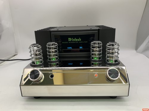 McIntosh MA252 Integrated Amplifier (Solid State)