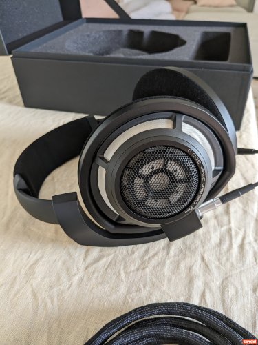 Sennheiser HD800S Headphones - Over/On Ear