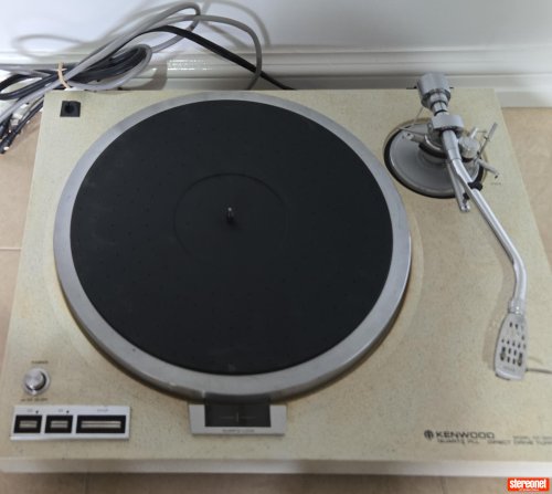 Kenwood KD 650 Turntable