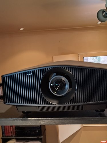 Sony VPL-VW760es Projector