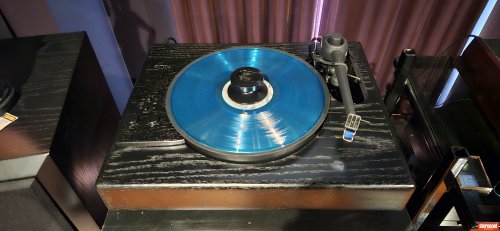 SOTA Nova Vacuum Platter Turntable and Tonearm Package