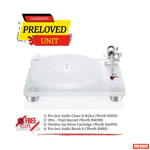 Clearaudio Emotion SE with Unify Silver Carbon Tonearm Turntable
