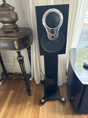 Linn Akudorik Exakt Active System Bookshelf Loudspeakers