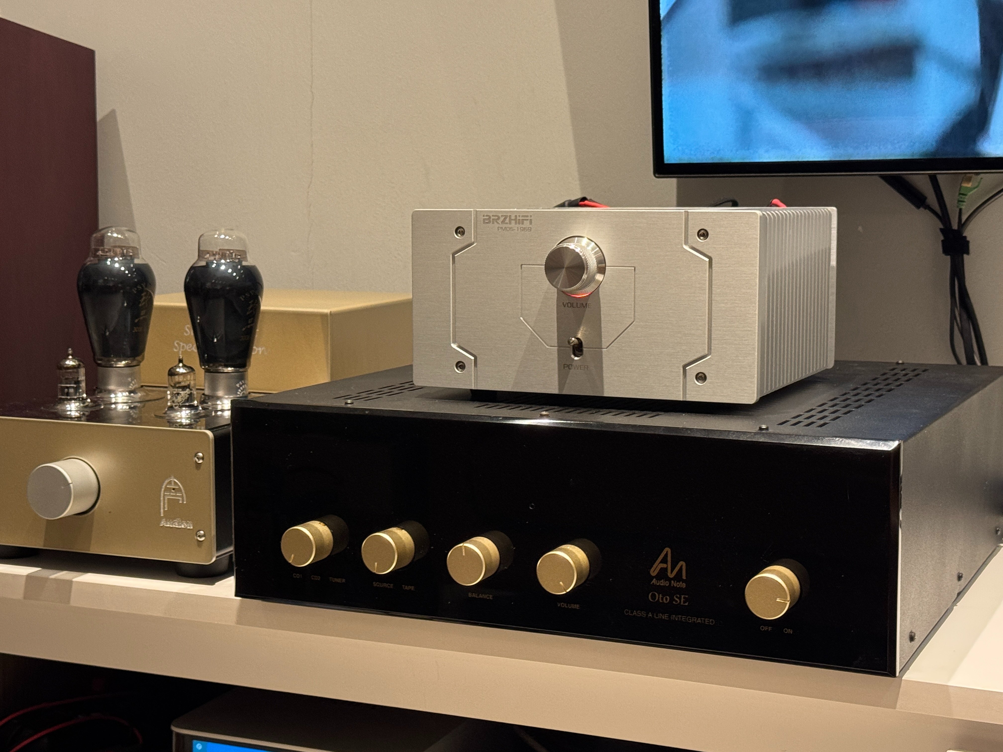 Hood clone amplifier - Stereo Amplifiers & Pre-Amps - StereoNET