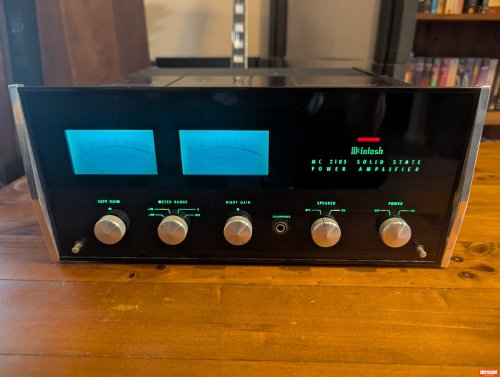 McIntosh 2105 Power Amplifier