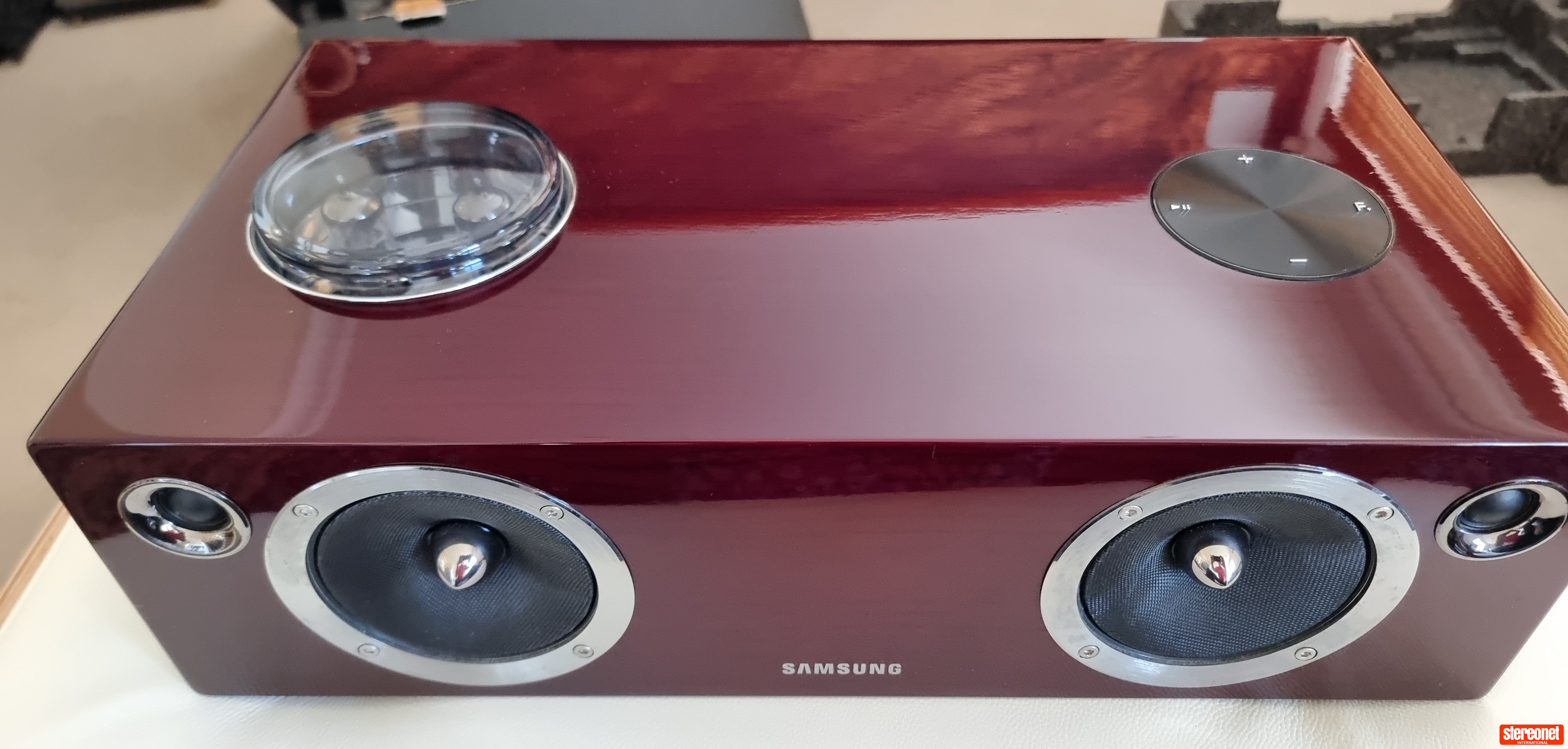 Samsung DA-E750 Bluetooth Speaker