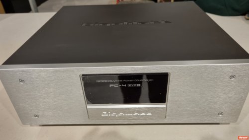 Gigawatt PC-4 EVO+ Power Conditioner