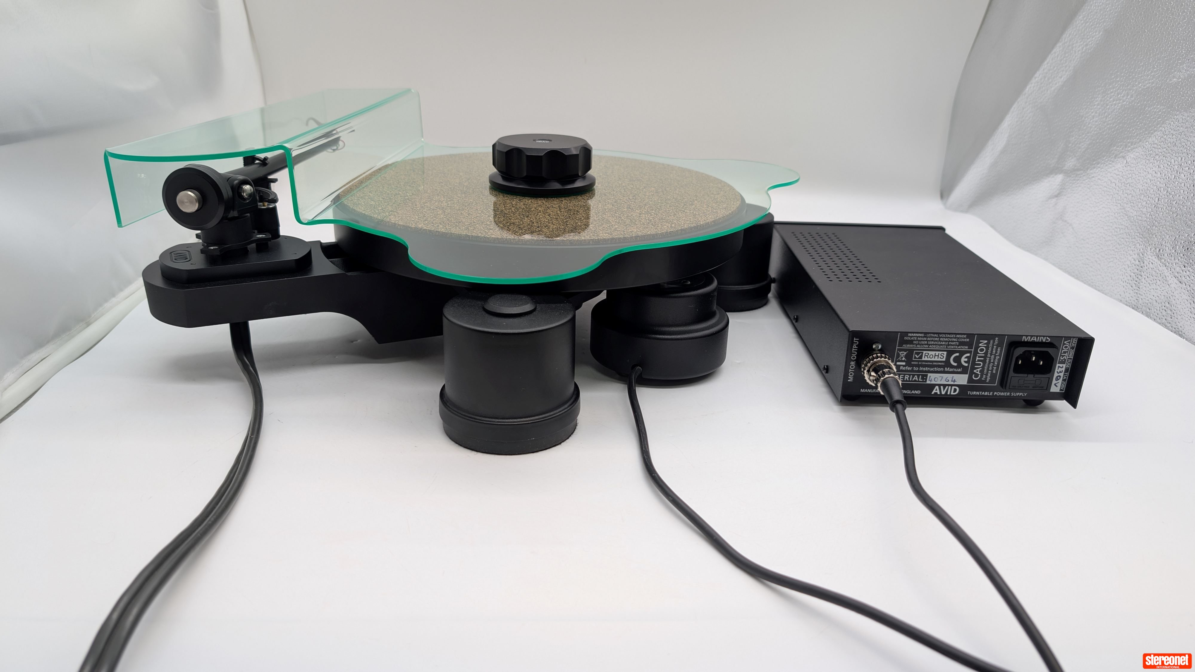 AVID HiFi Diva II SP Turntable
