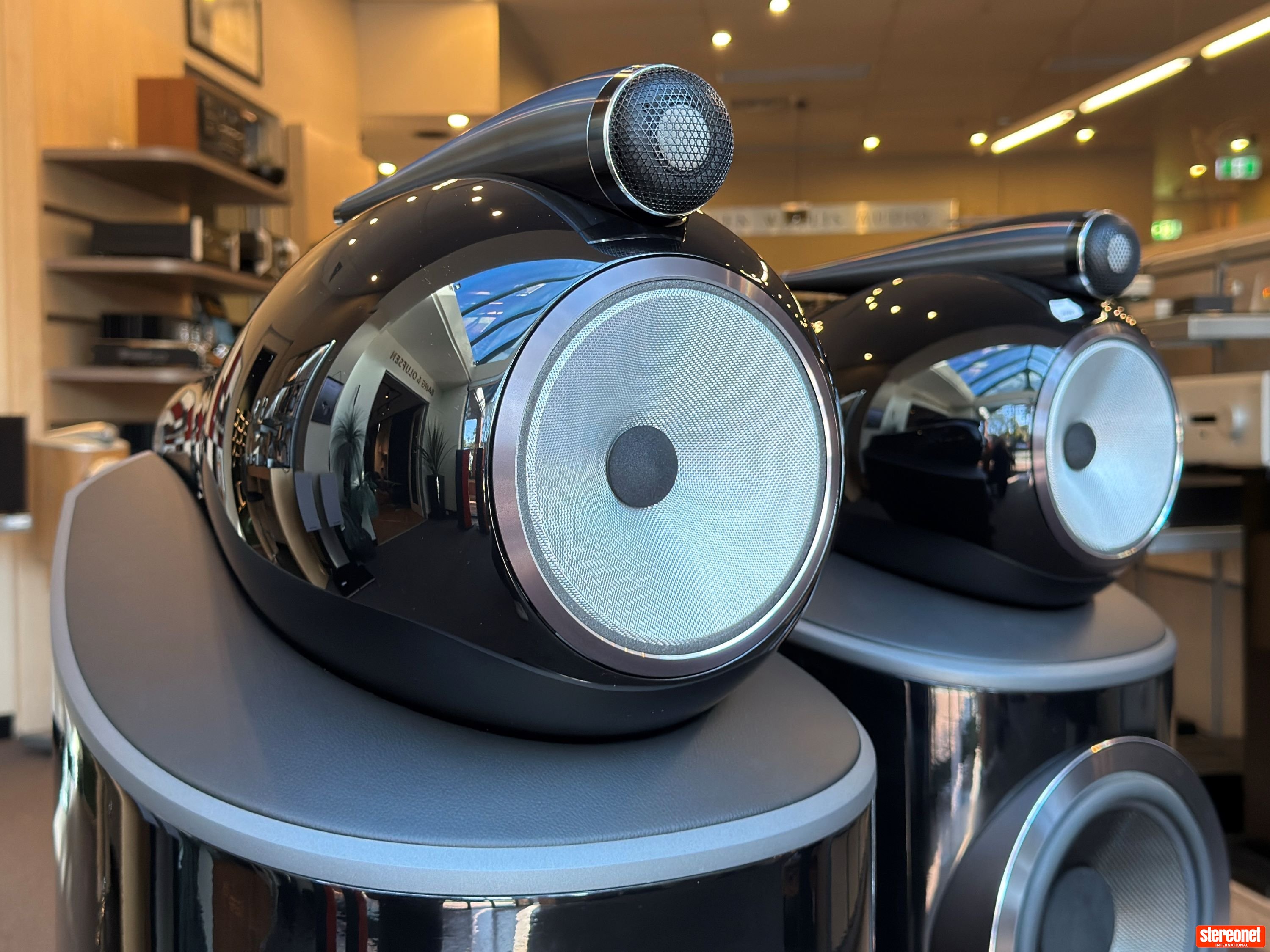 Bowers & Wilkins 801 D4 Floorstanding Loudspeakers