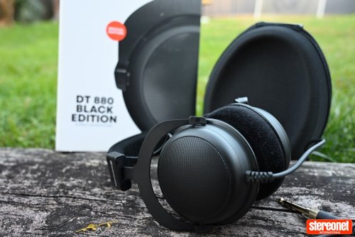 Beyerdynamic DT-880 Edition 250 Ohm Black Headphones - Over/On Ear