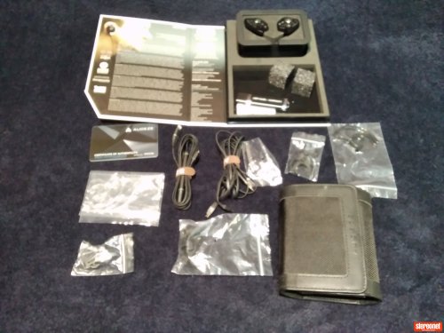 Audeze Isine 10 Headphones - In Ear Monitors