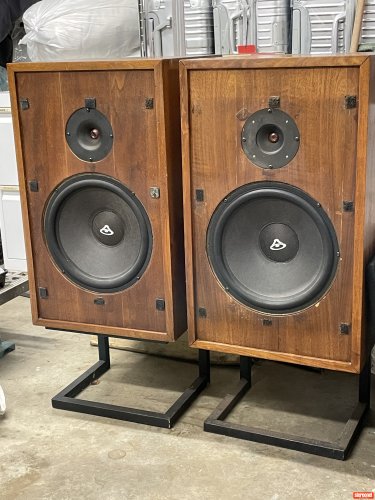 Cerwin Vega 211R Floorstanding Loudspeakers