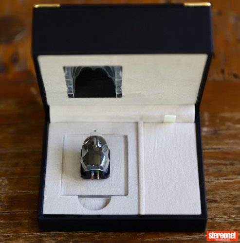 MIYAJIMA LABORATORY Takumi Phono Cartridge (MC)