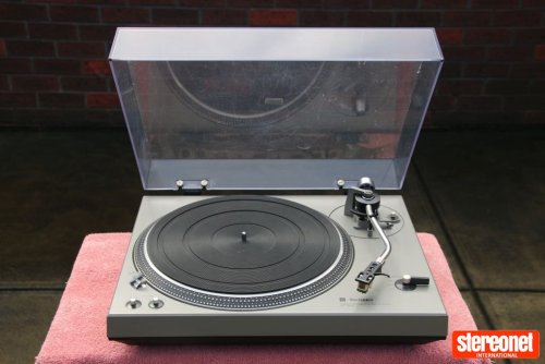 Technics SL-1500 with Technics 270C MM cart. Turntable