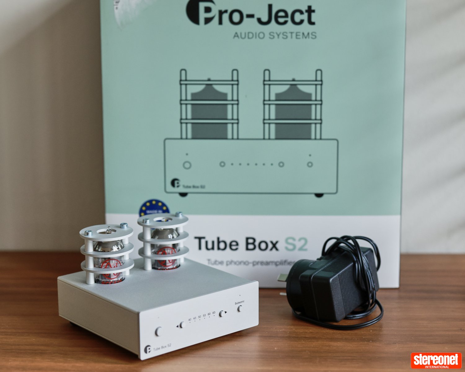 Tubebox Inspiration Pro-Ject TubeBox S2 Phono Preamplifier - Phono Amplifiers - StereoNET