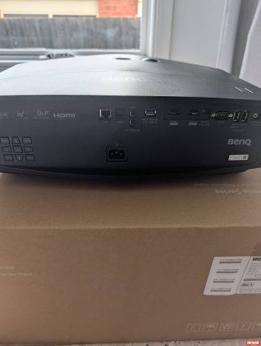 BenQ W5700 Projector