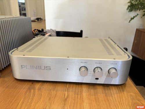 Plinius 9100 Integrated Amplifier (Solid State)