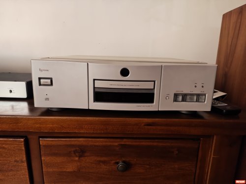 Esoteric X-1 CD Player