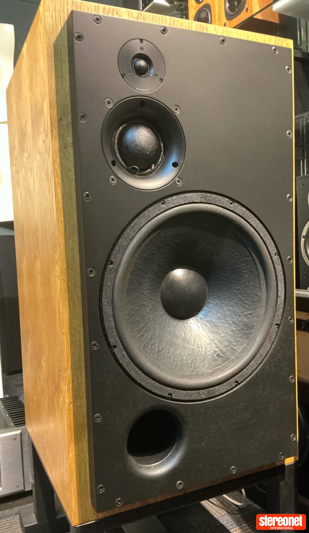ATC SCM150 PSL Floorstanding Loudspeakers - Floorstanders & Large ...