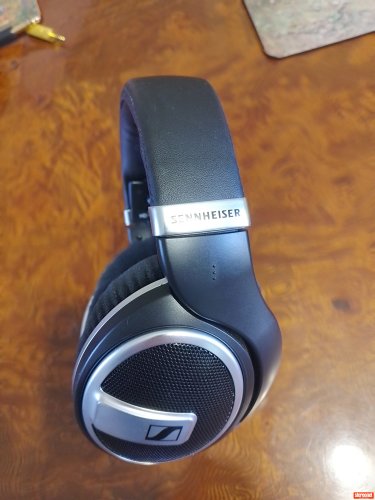 Sennheiser 599SE Headphones - Over/On Ear