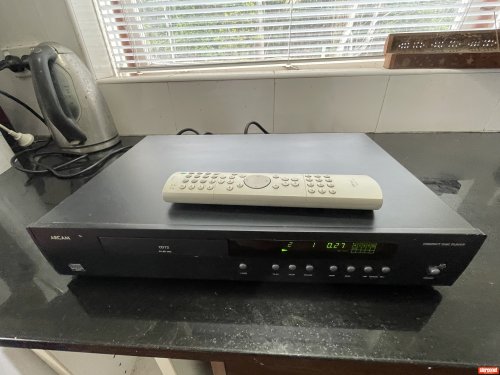 Arcam CD72 CD Player
