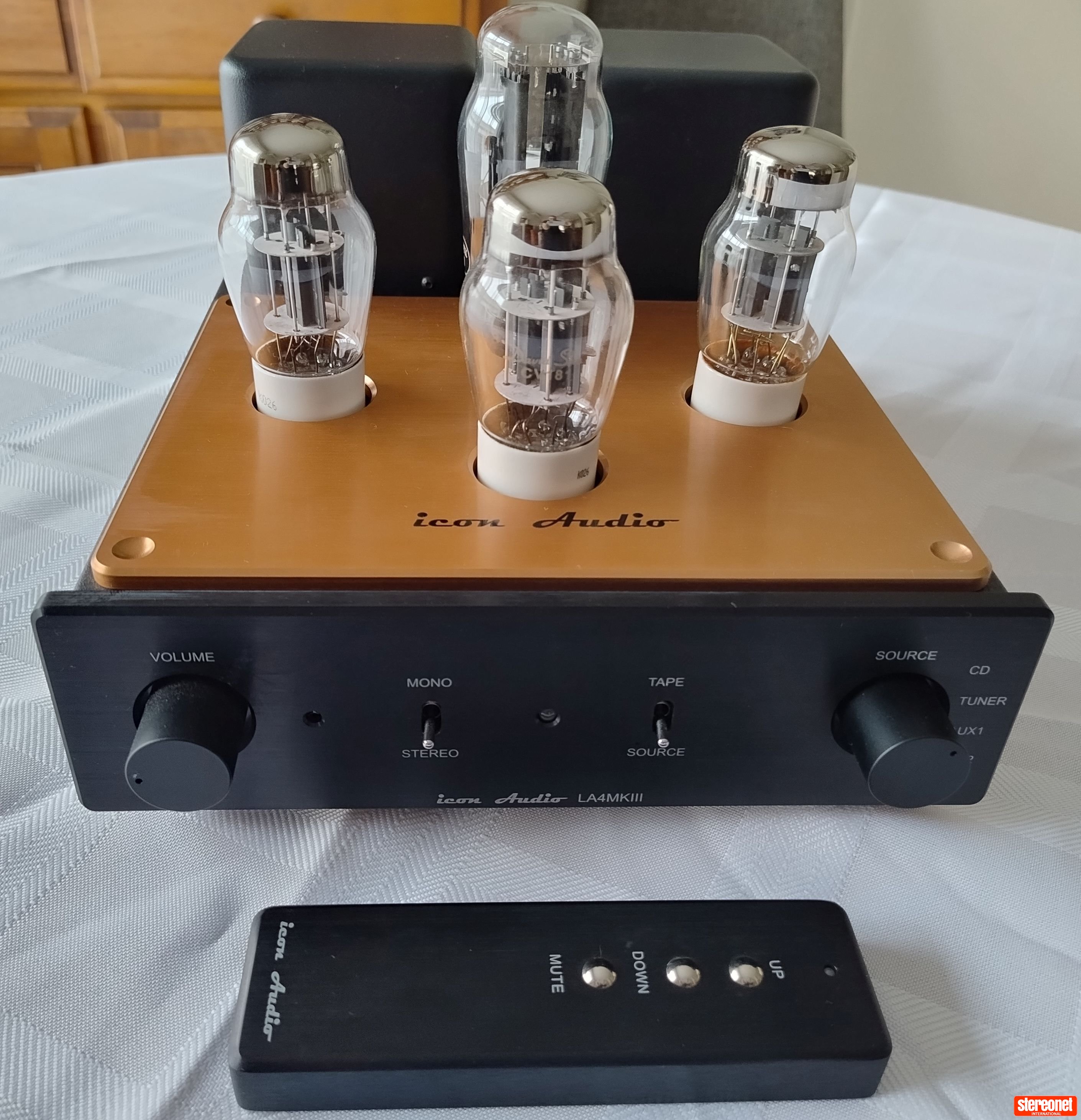 Icon Audio LA4 MkiiiSignature Edition Pre Amplifier - Pre Amplifiers ...