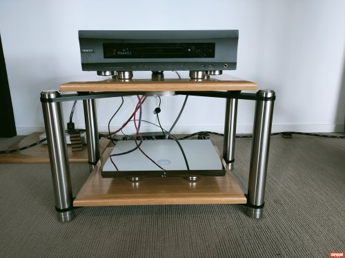 SGR Audio Signature Rack