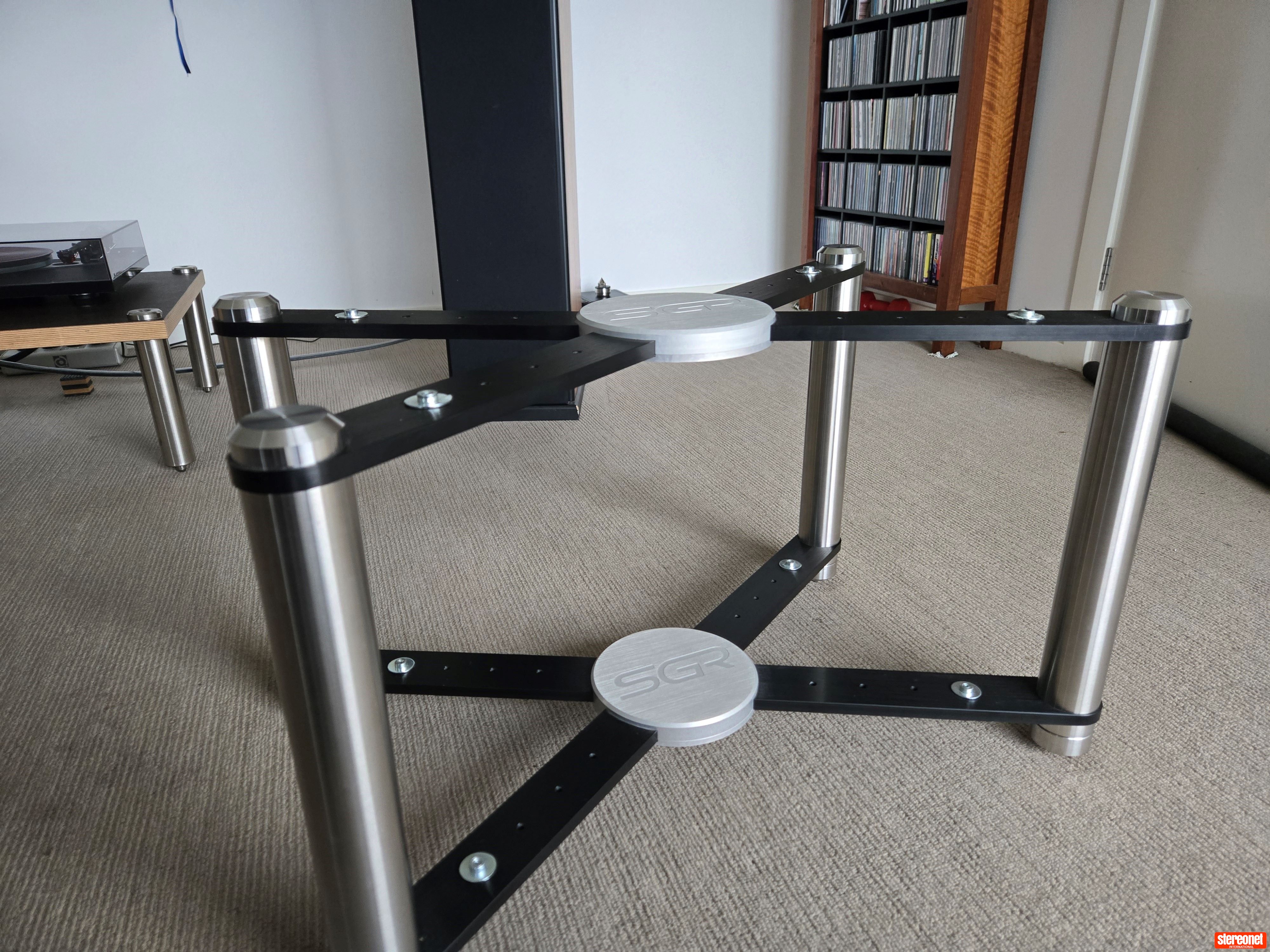 For Signature Rack SGR Audio Signature Rack - Racks & Cabinets - StereoNET
