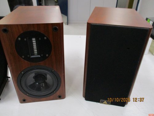 Aurum Cantus Leisure 2 SV MKii Bookshelf Loudspeakers