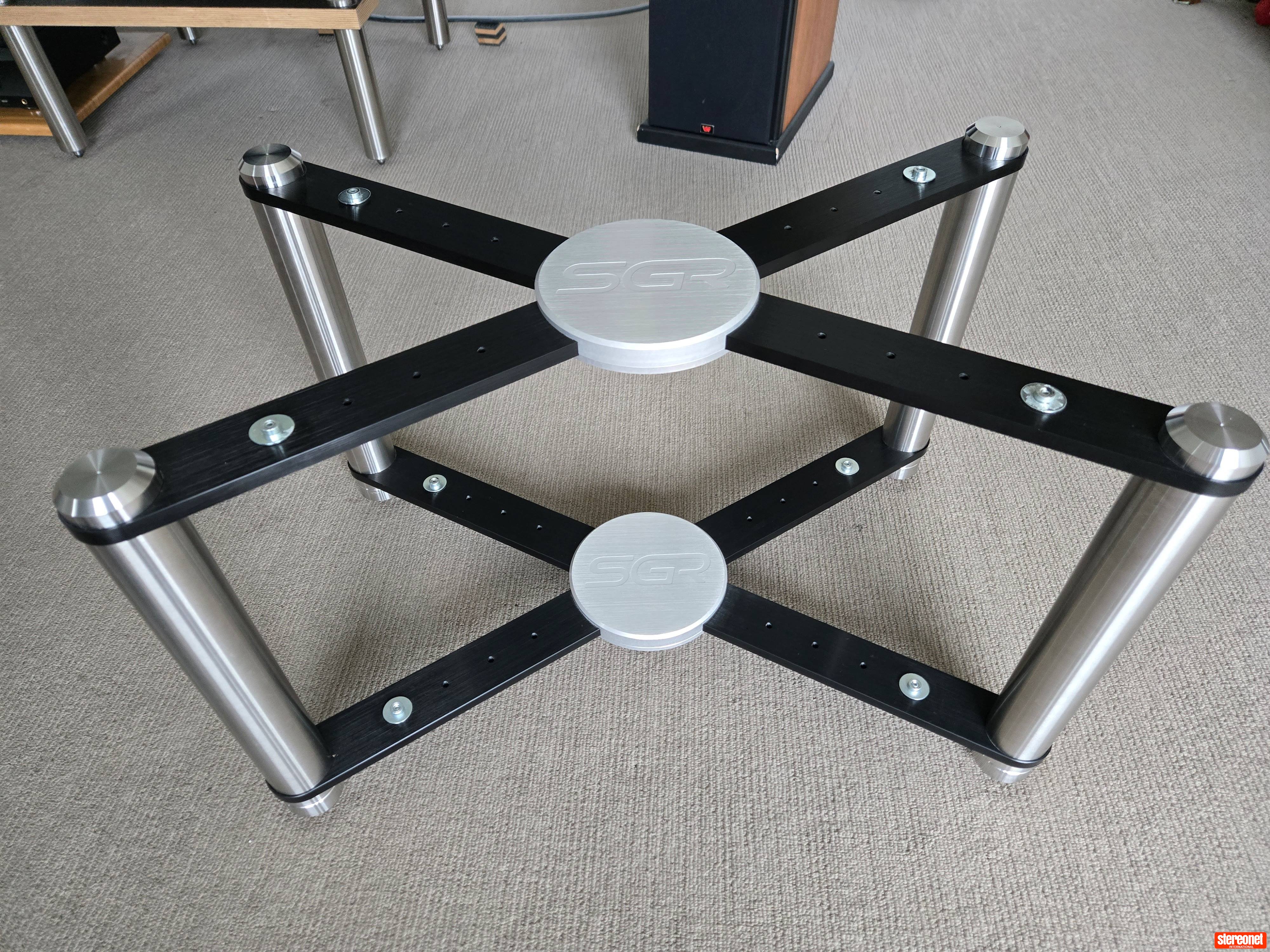 For Signature Rack SGR Audio Signature Rack - Racks & Cabinets - StereoNET
