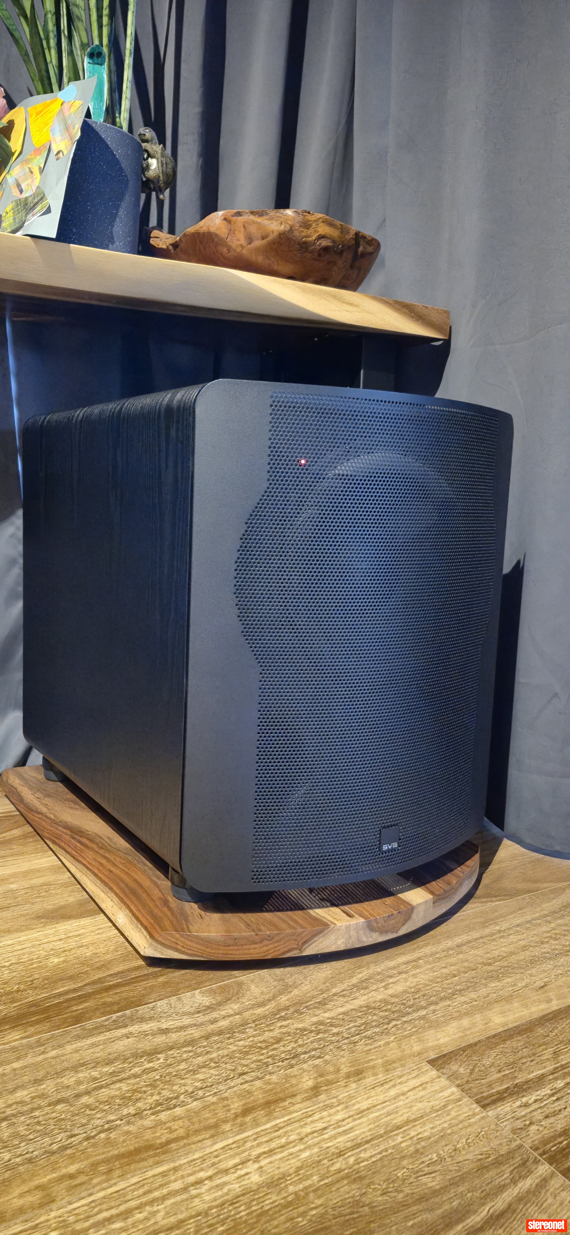 Pb2000 SVS Sound SVS pb2000 Subwoofer (Active / Powered) - Subwoofers - StereoNET