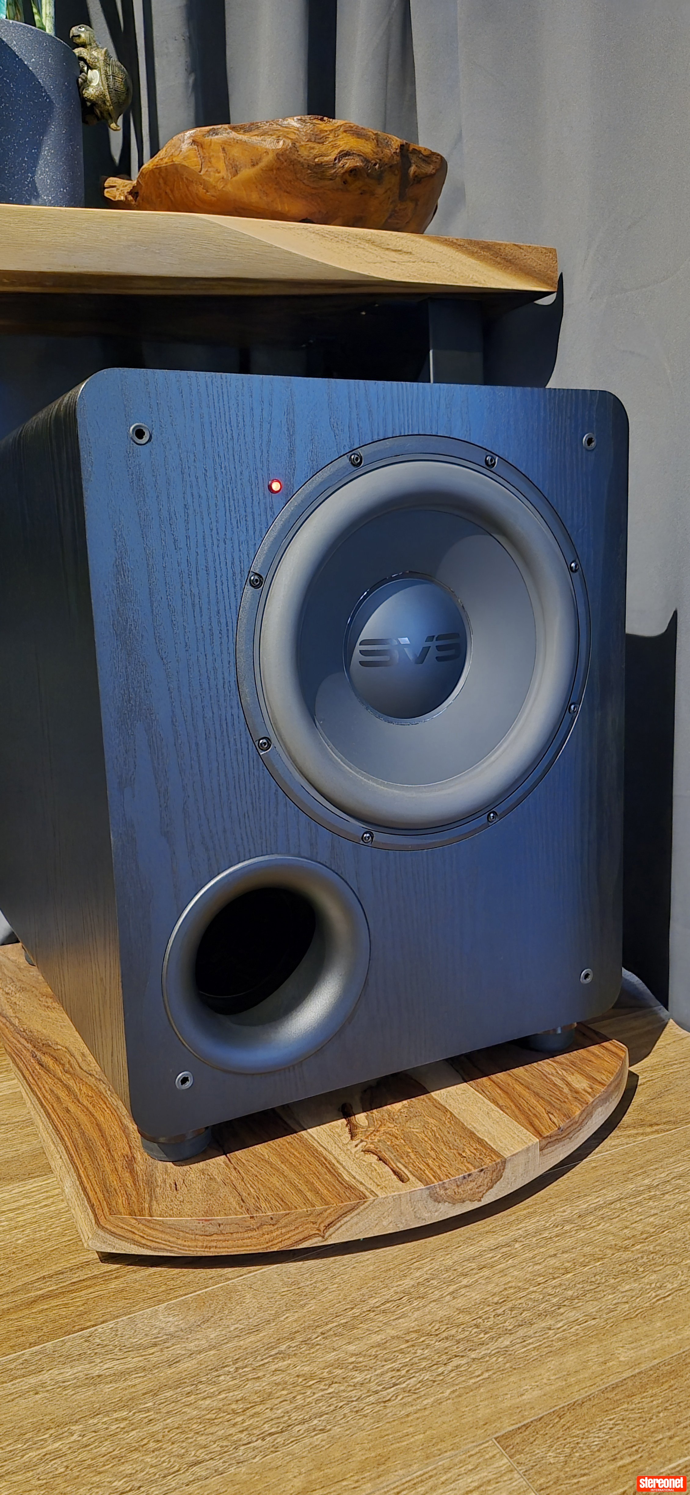 Pb2000 SVS Sound SVS pb2000 Subwoofer (Active / Powered) - Subwoofers - StereoNET