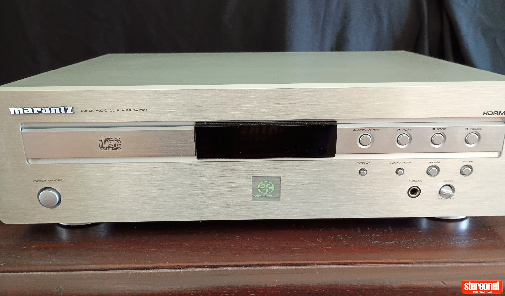 Marantz SA 7001 SACD Player