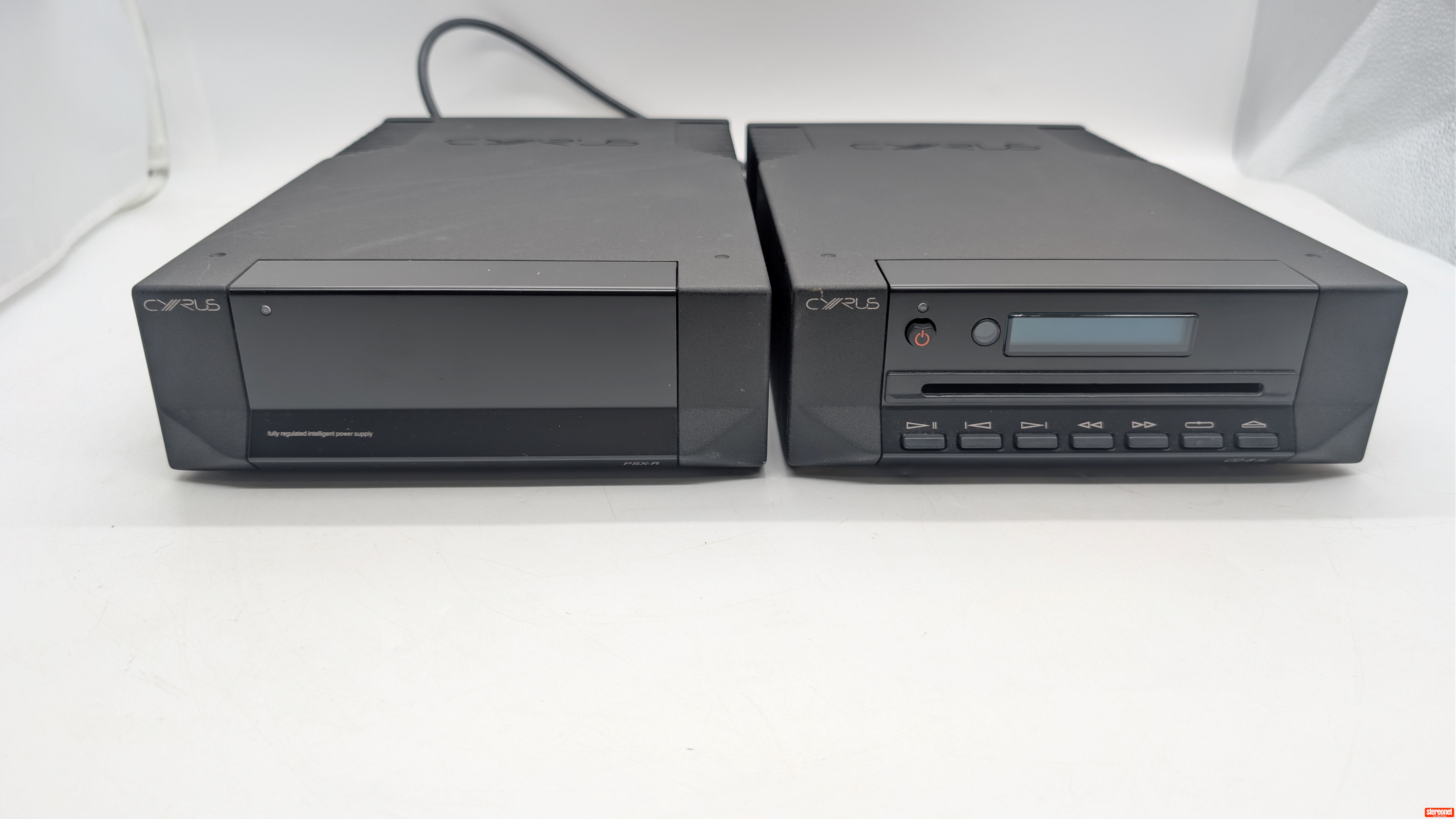 Cyrus CD8 with PSX-R Power Supply CD Player