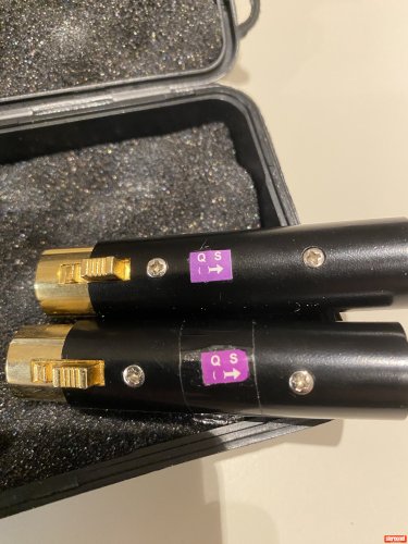 QSA VIOLET XLR Plugs - Interconnects - StereoNET