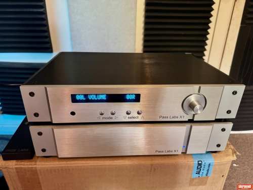 Pass Labs X1 Pre Amplifier