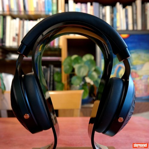 Focal Celestee Headphones - Over/On Ear