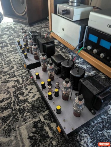 VTL Deluxe 120 Monoblocks Power Amplifier