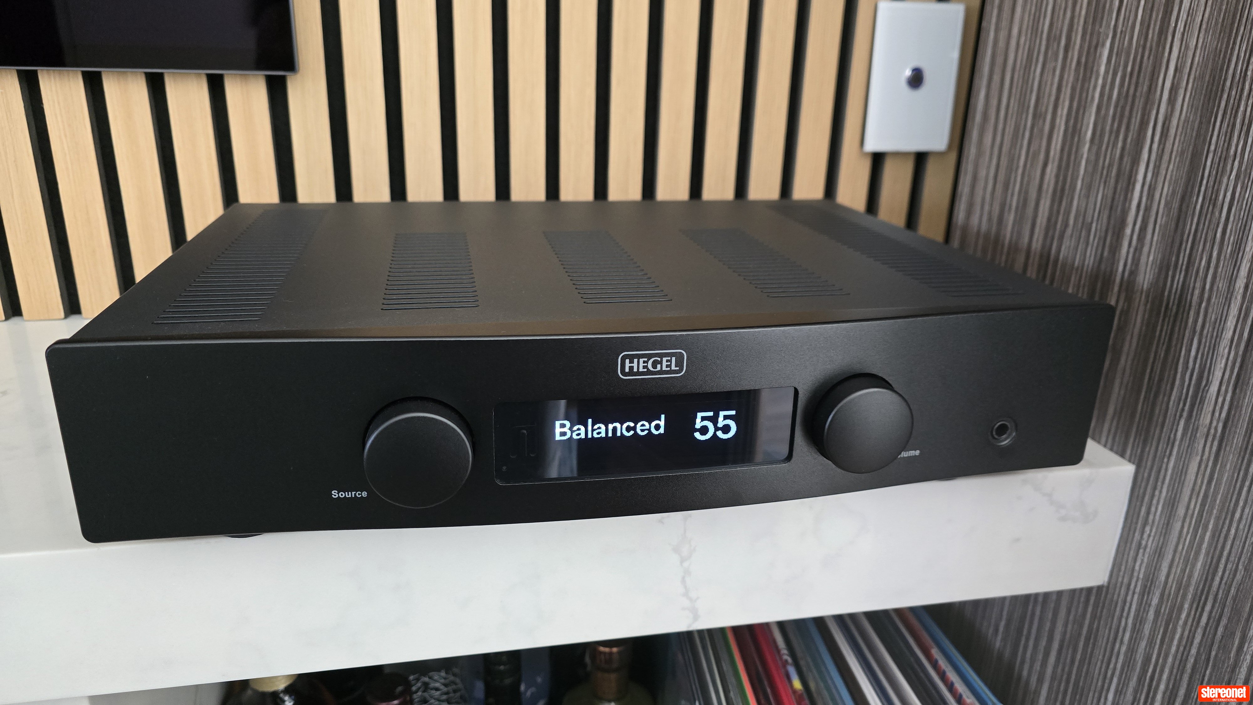 Hegel Music Systems H120 Integrated Amplifier (Solid State)