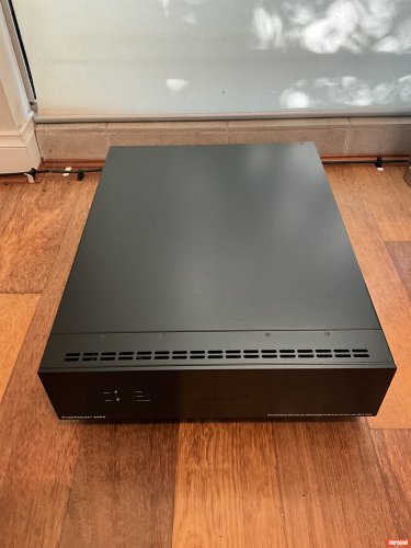 PurePower PP2000 (US Sockets) Power Regenerator