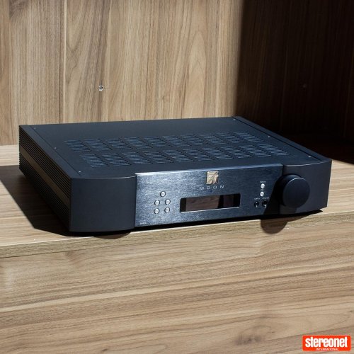 Simaudio Moon 240i Integrated Amplifier (Solid State)