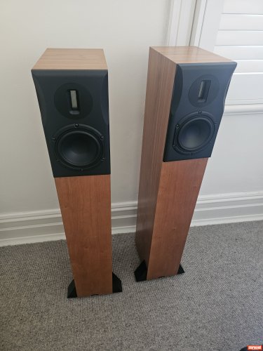 Neat Acoustics Ekstra Floorstanding Loudspeakers