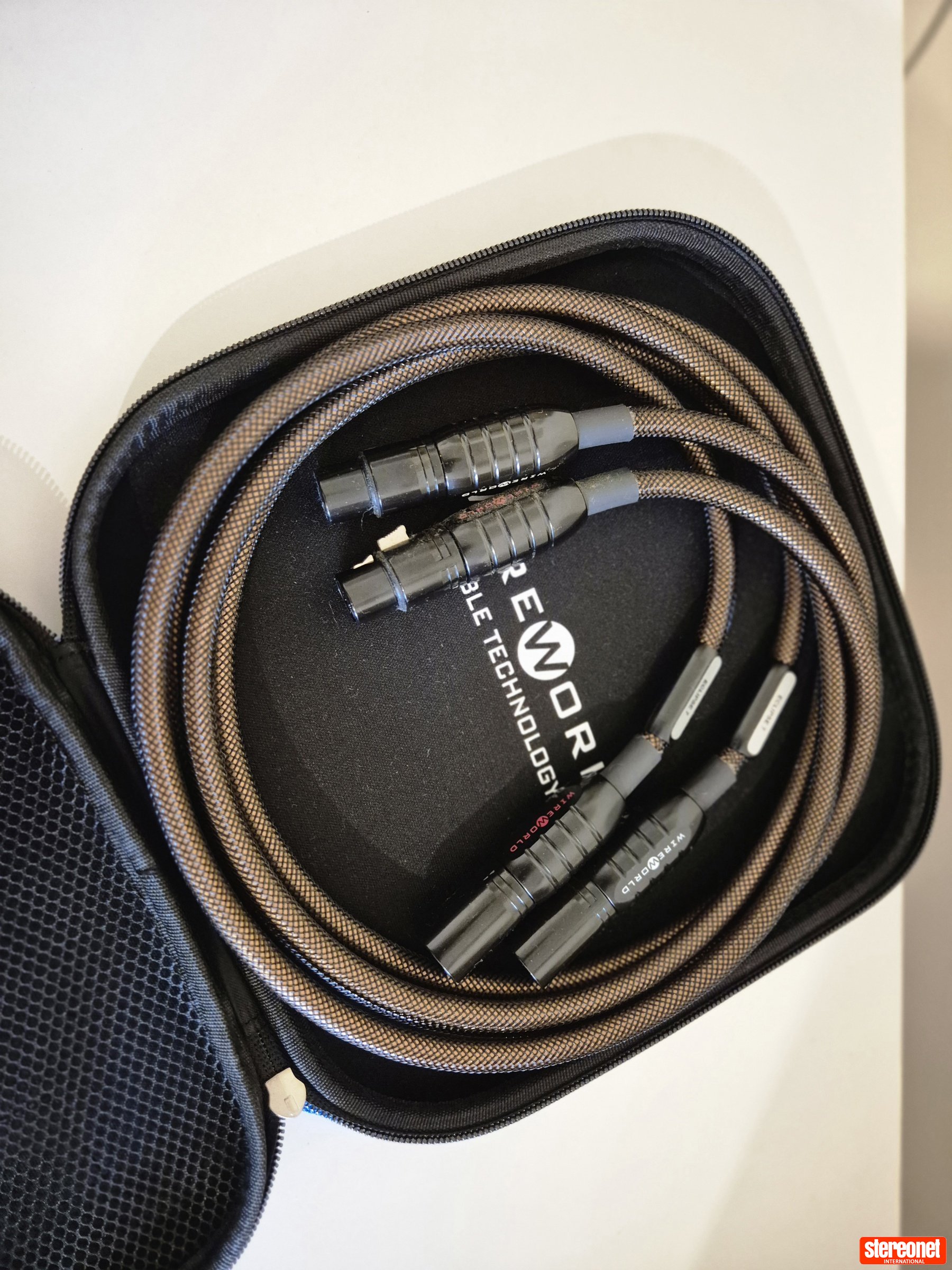 Wireworld Eclipse 7 Interconnect Cables (XLR) - Interconnects - StereoNET
