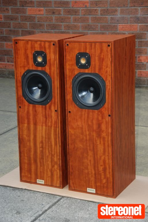 Benchmark S500 Floorstanding Loudspeakers