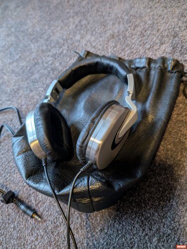 Ultrasone Edition 8 Palladium Headphones - Over/On Ear