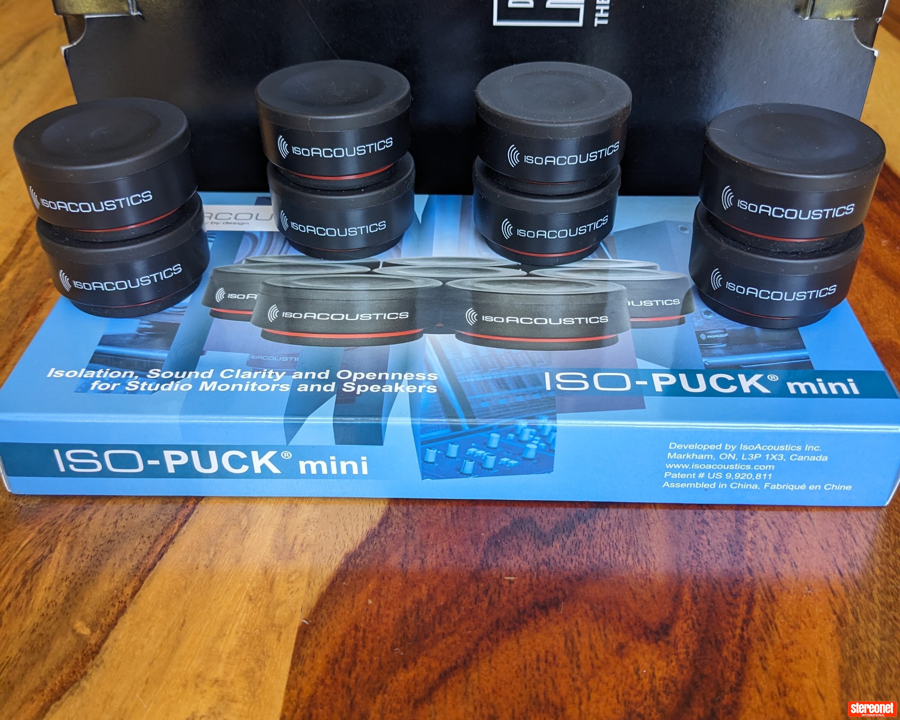 IsoAcoustics ISO-PUCK mini Isolation Devices
