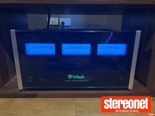 McIntosh mc205 5 Channel Amplifier